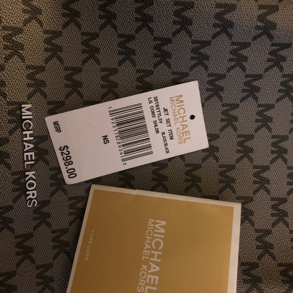 Authentic Michael Kors grey leather purse - Picture 8 of 8